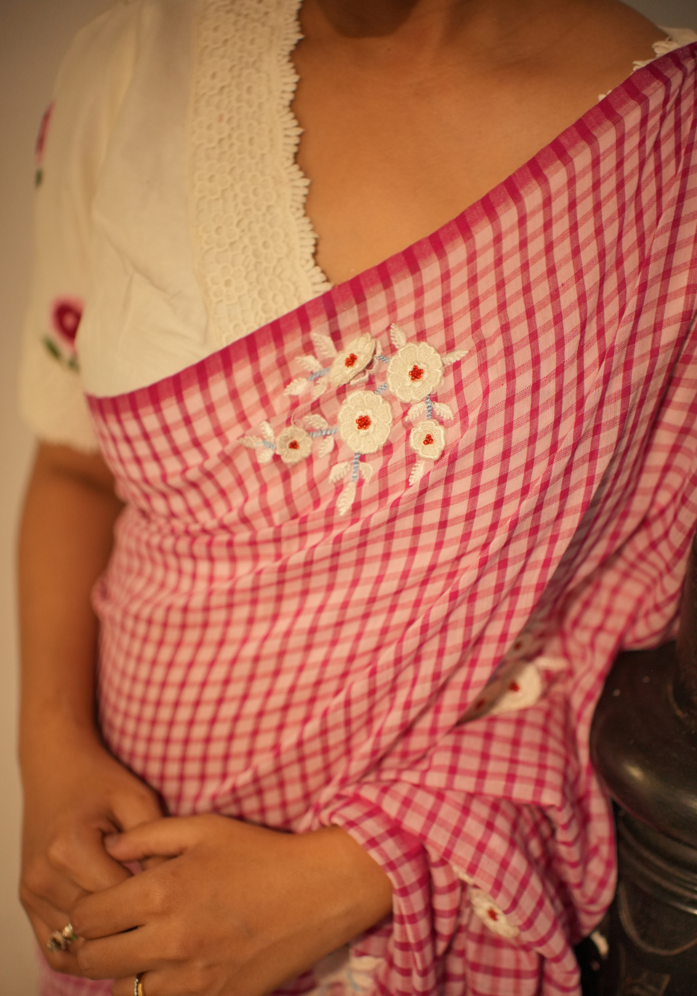 WHITE GULABARI BLOUSE