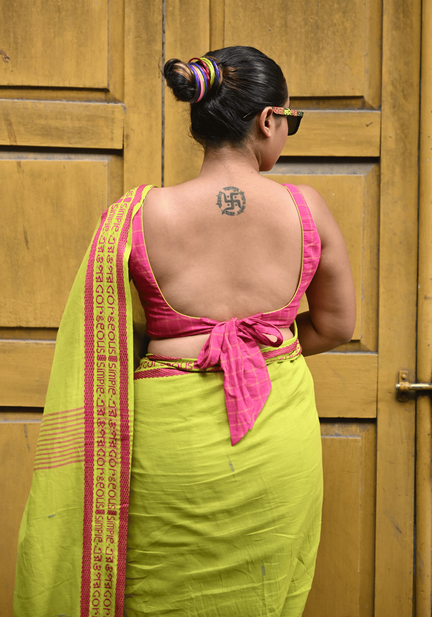 DAANA KATA PORI BLOUSE (SLEEVELESS)