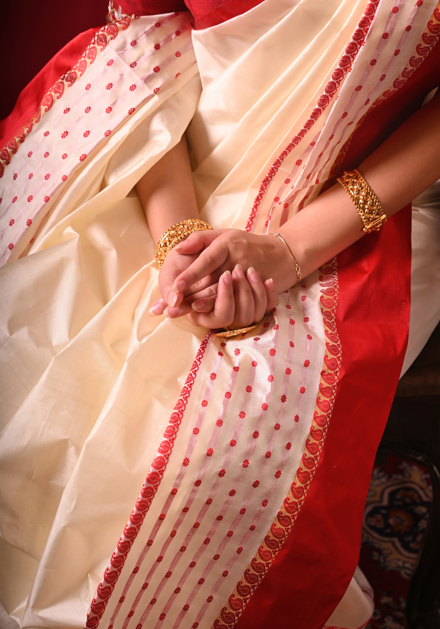 ROKTO SHUBHRA GOROD SILK SAREE