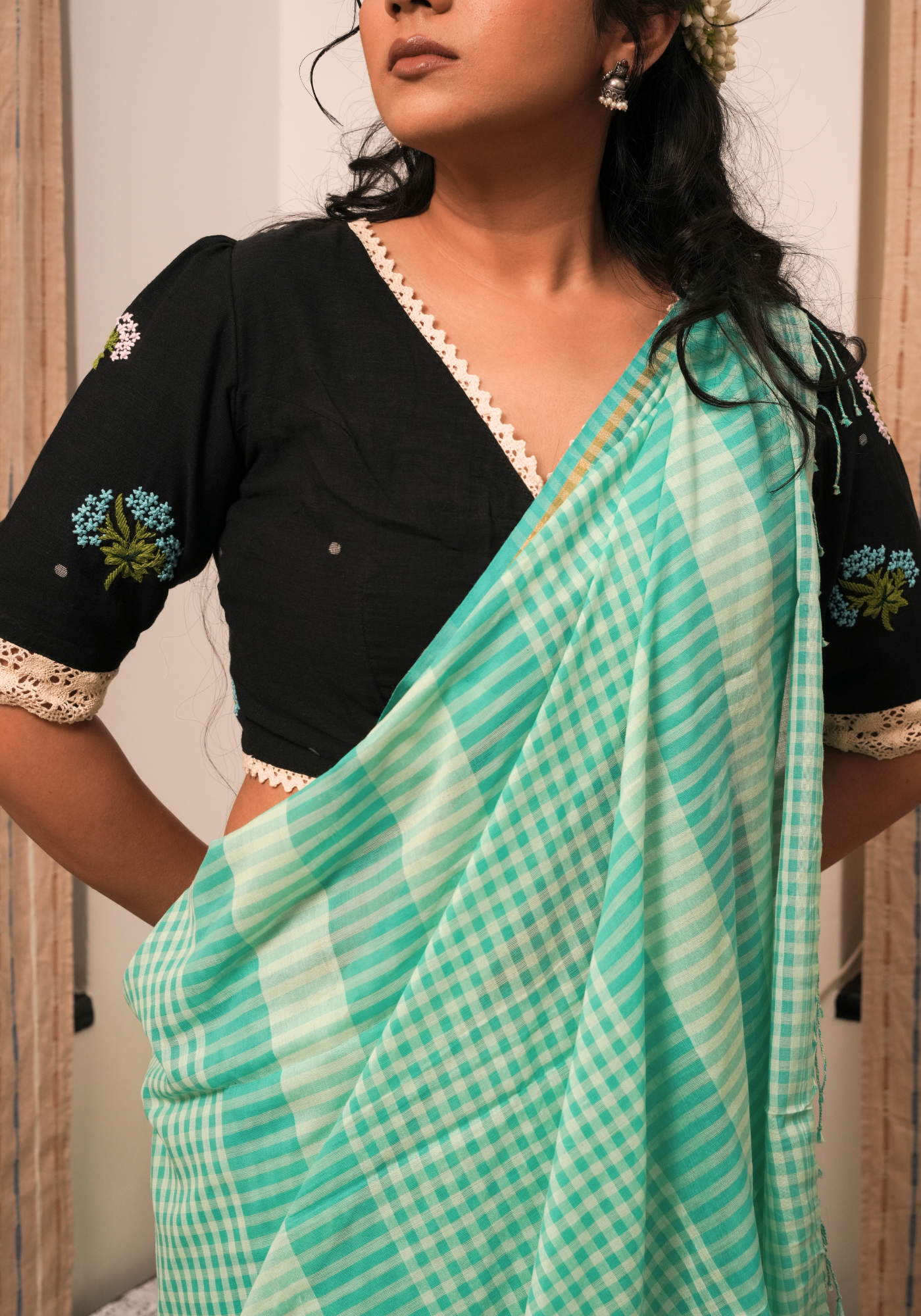 JOLCHOBI CHECK SAREE