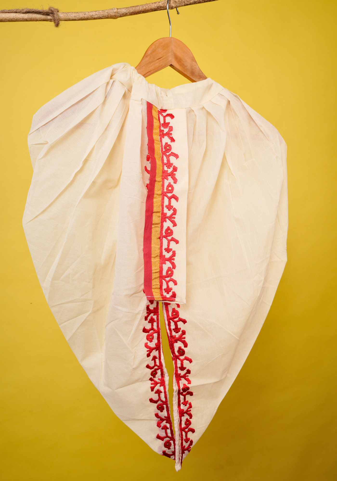 MON BHALO KURTA DHUTI SET