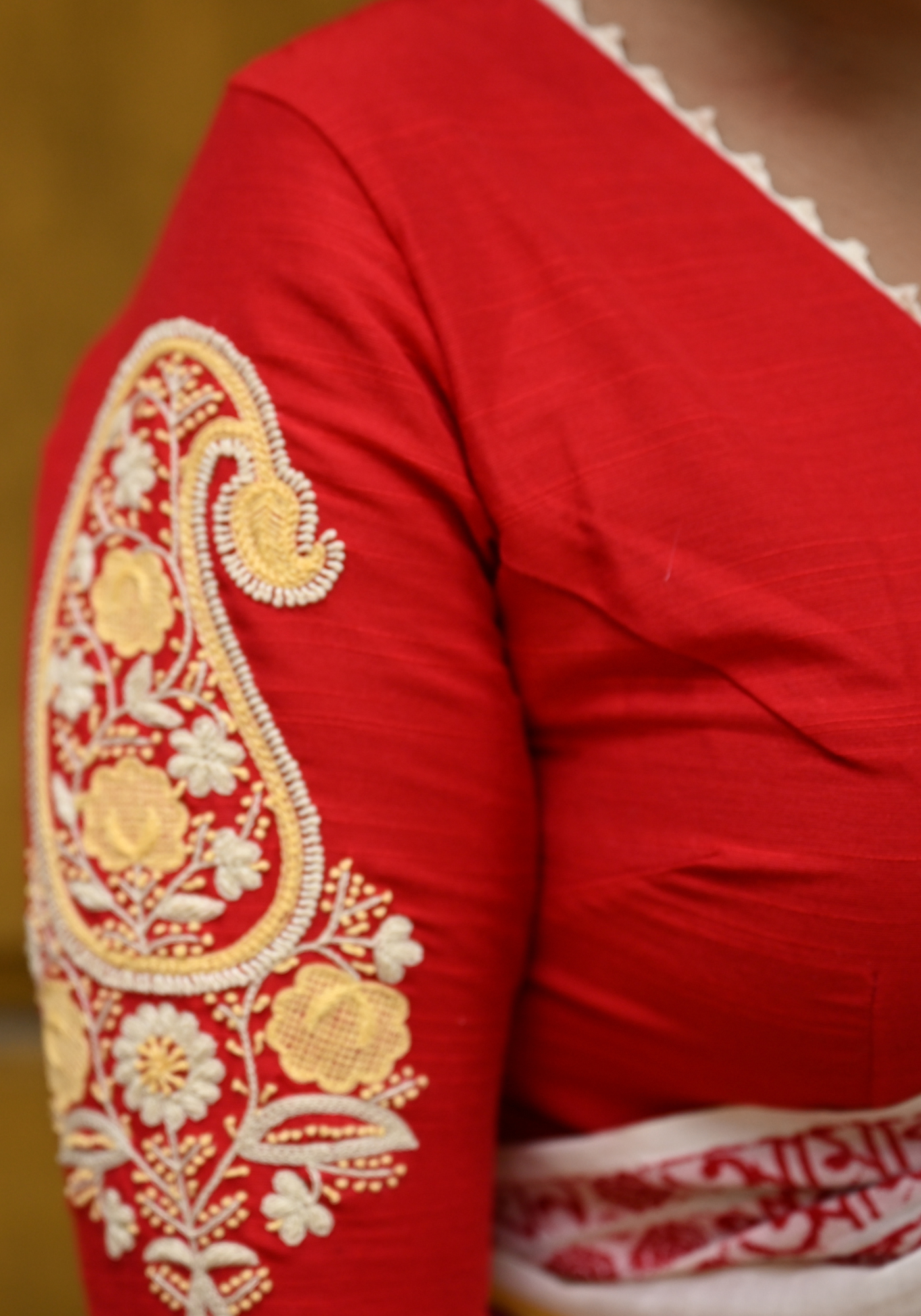 ARATI RED AAM KOLKA BLOUSE