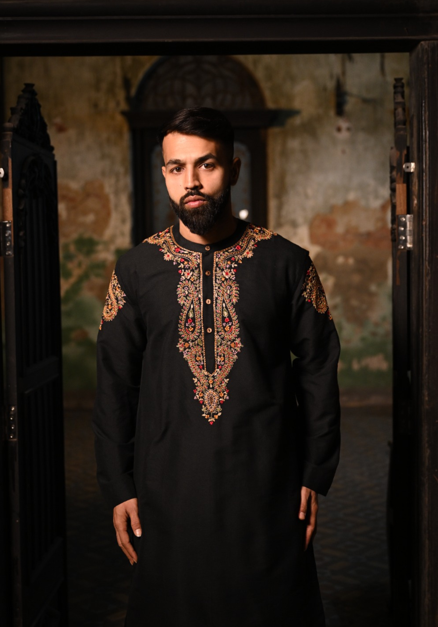 KASHMIRI SHAWL MOTIF BLACK KURTA