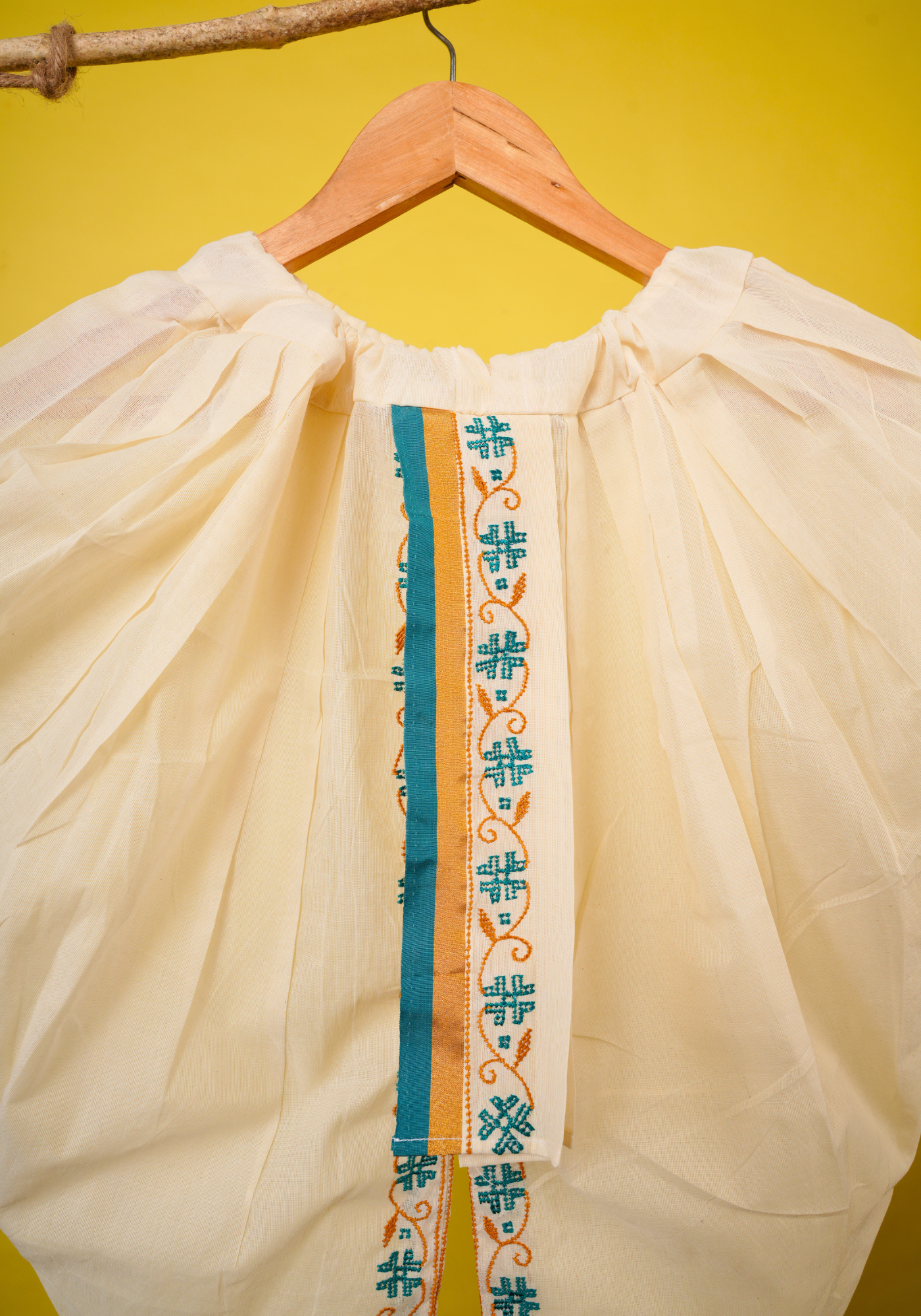 PANNA KURTA DHUTI SET