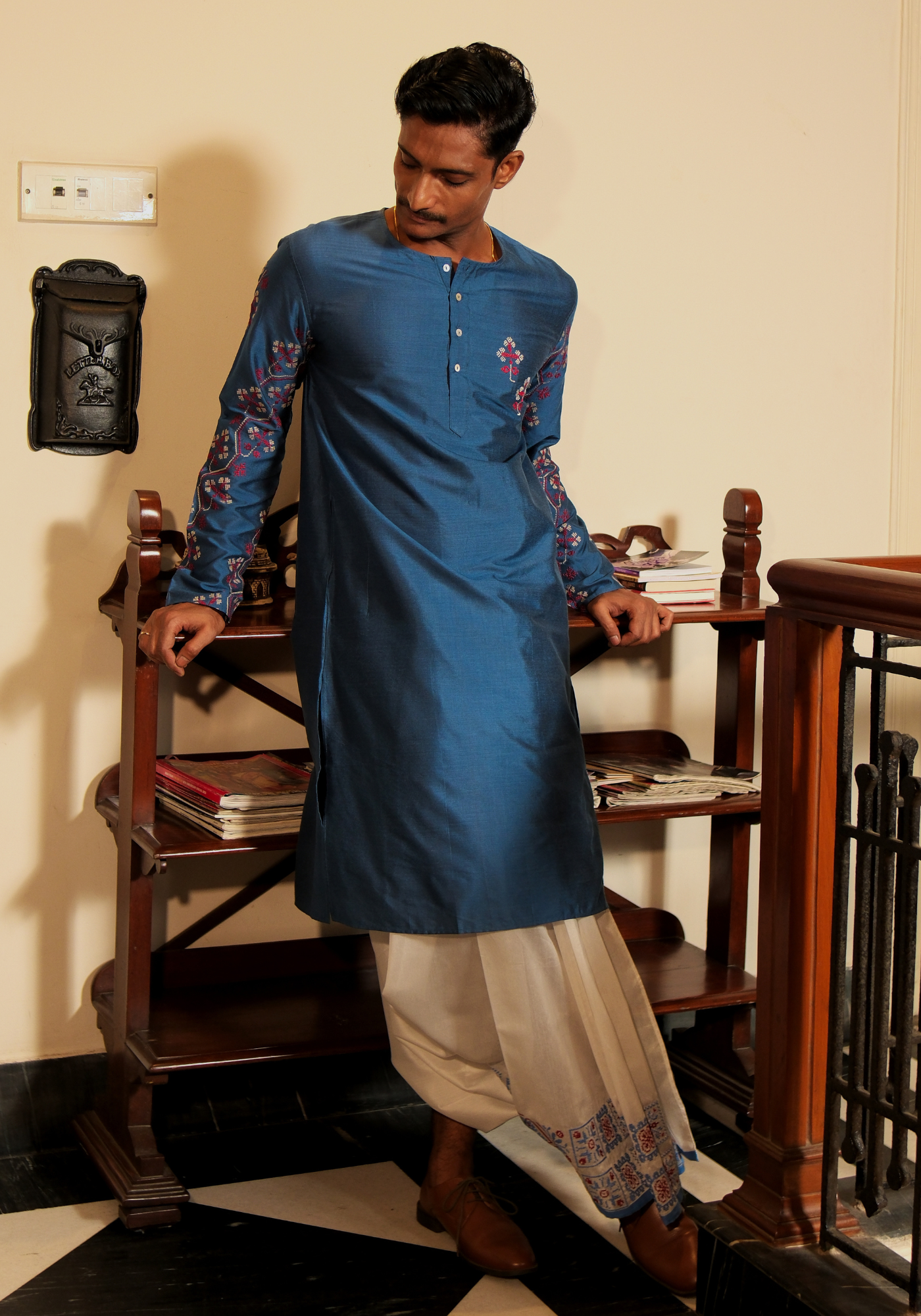 NEEL APARAJITA KURTA