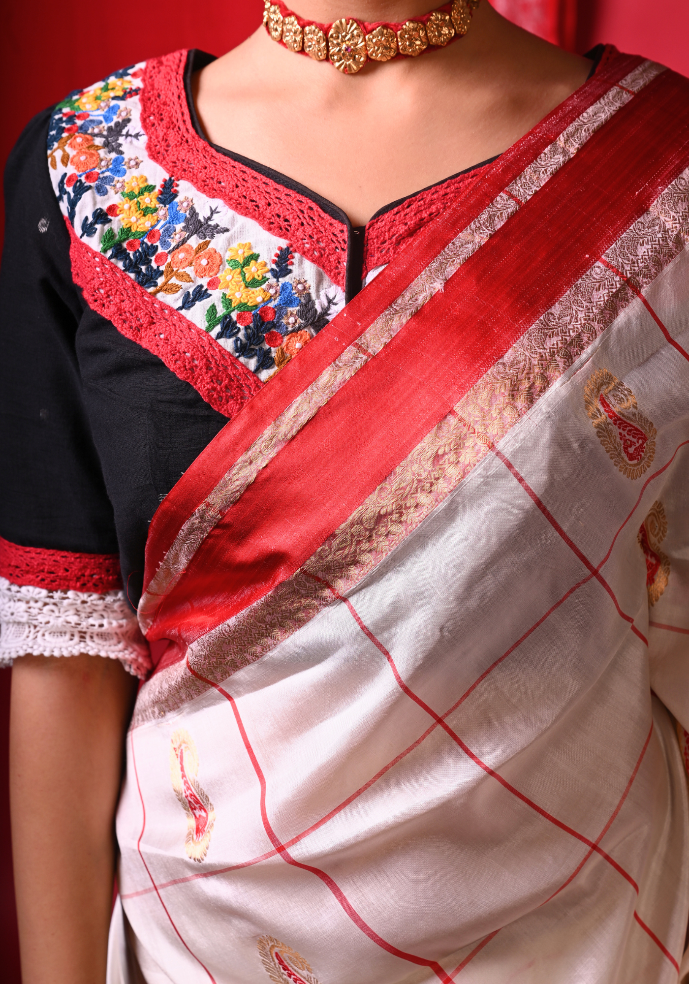 INDUBALAR PHOOLER BAGAN BLOUSE