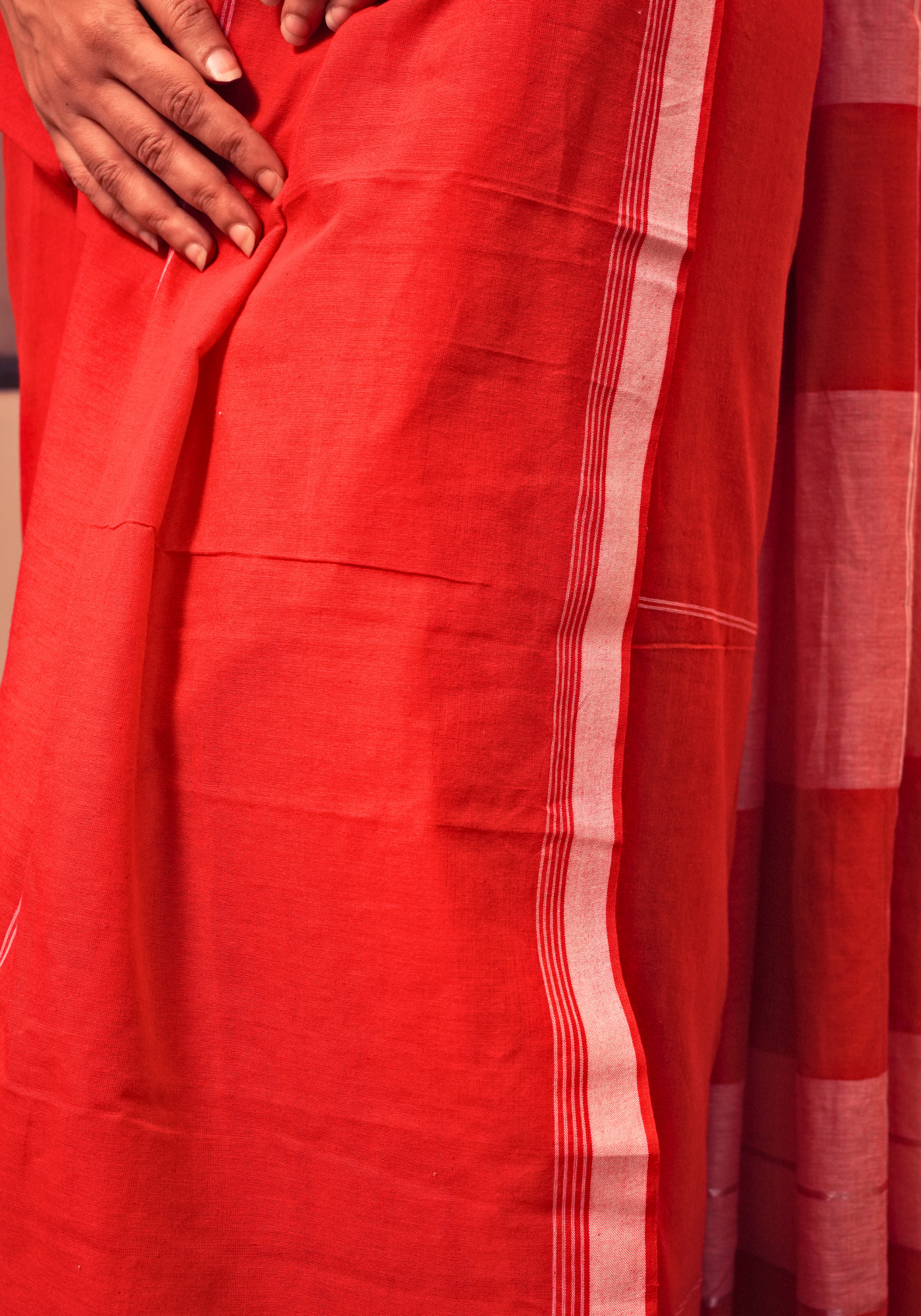 SHARODIYA RED TANT SAREE