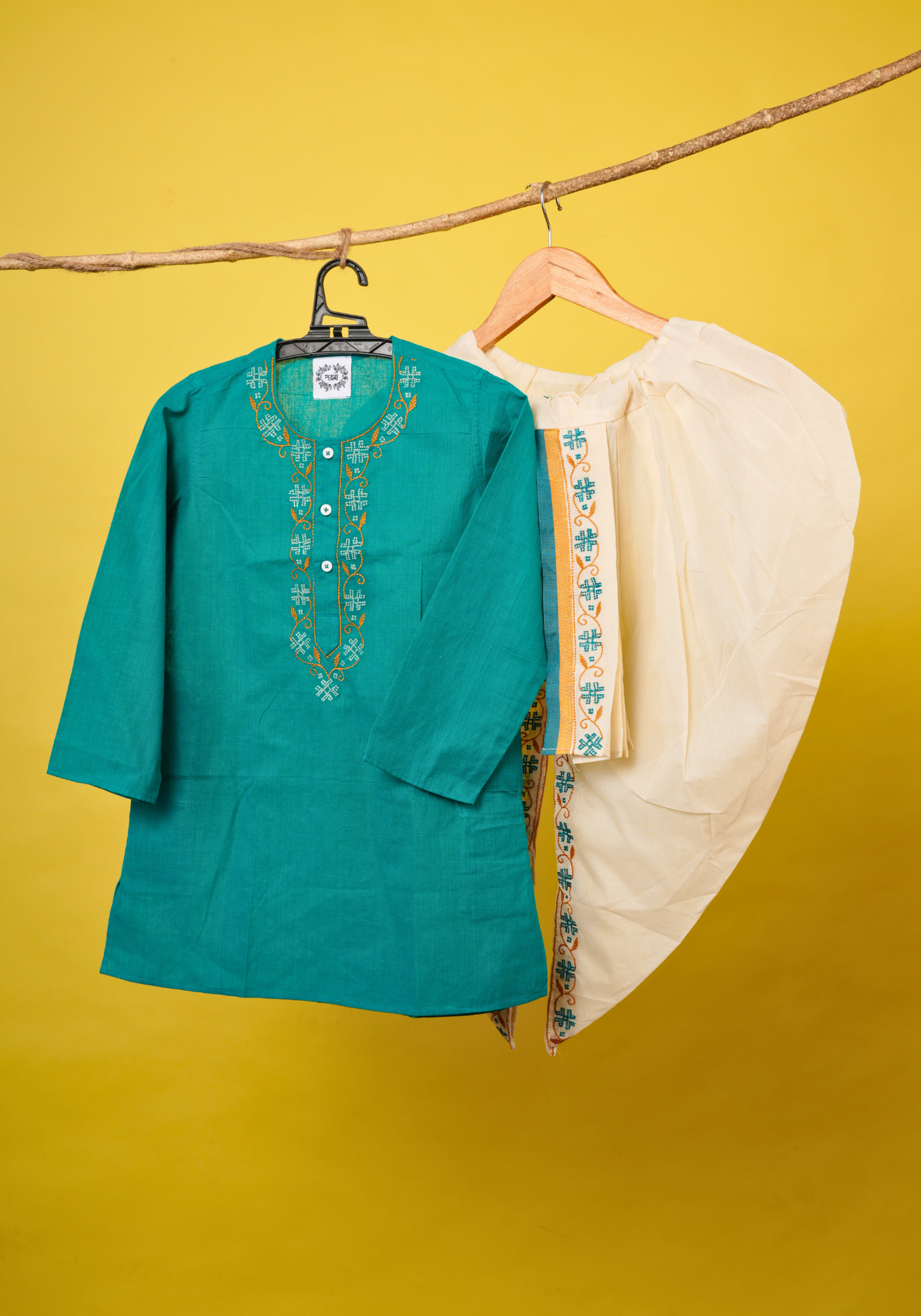 PANNA KURTA DHUTI SET