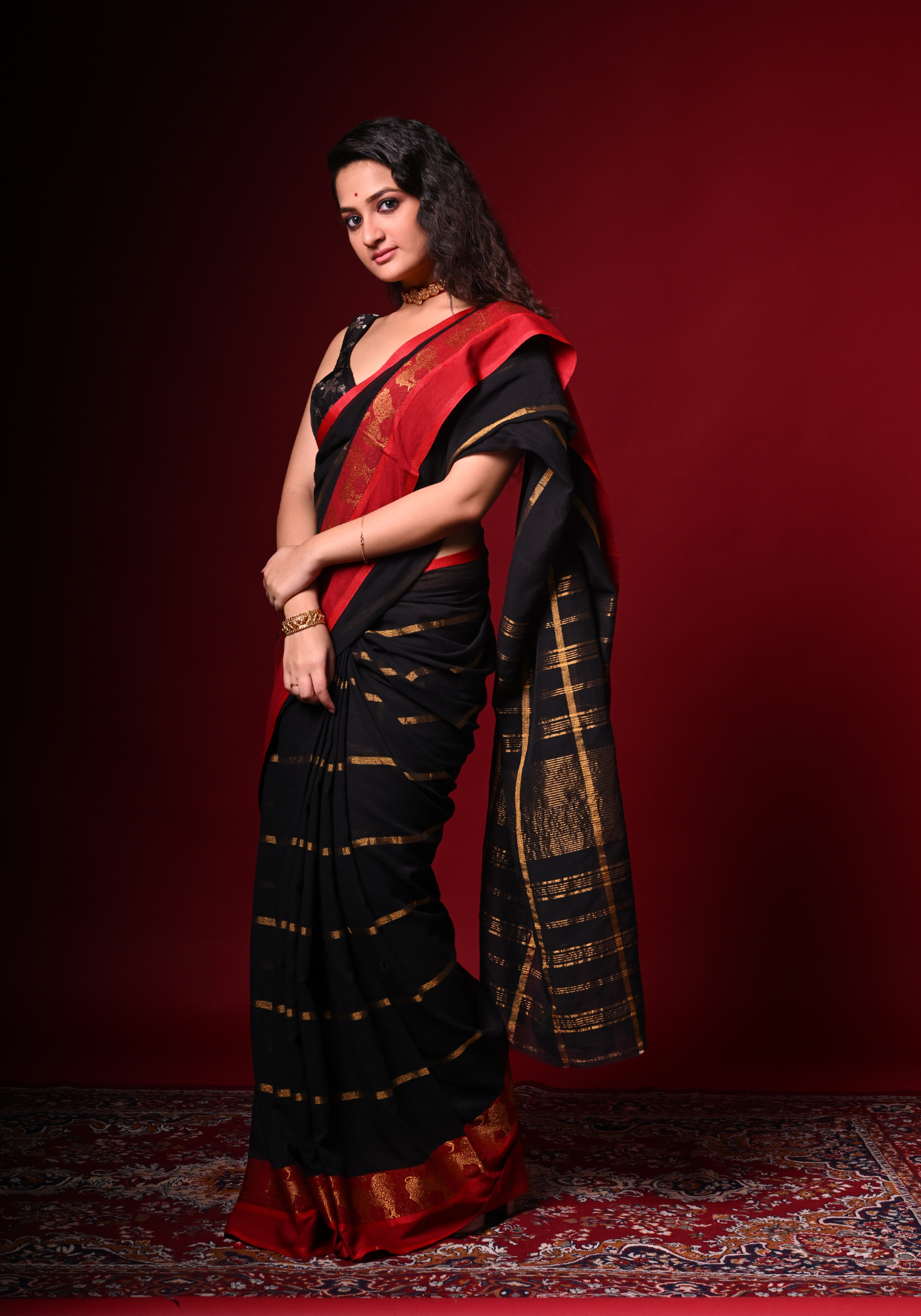 LION PAAR BLACK TANT SAREE
