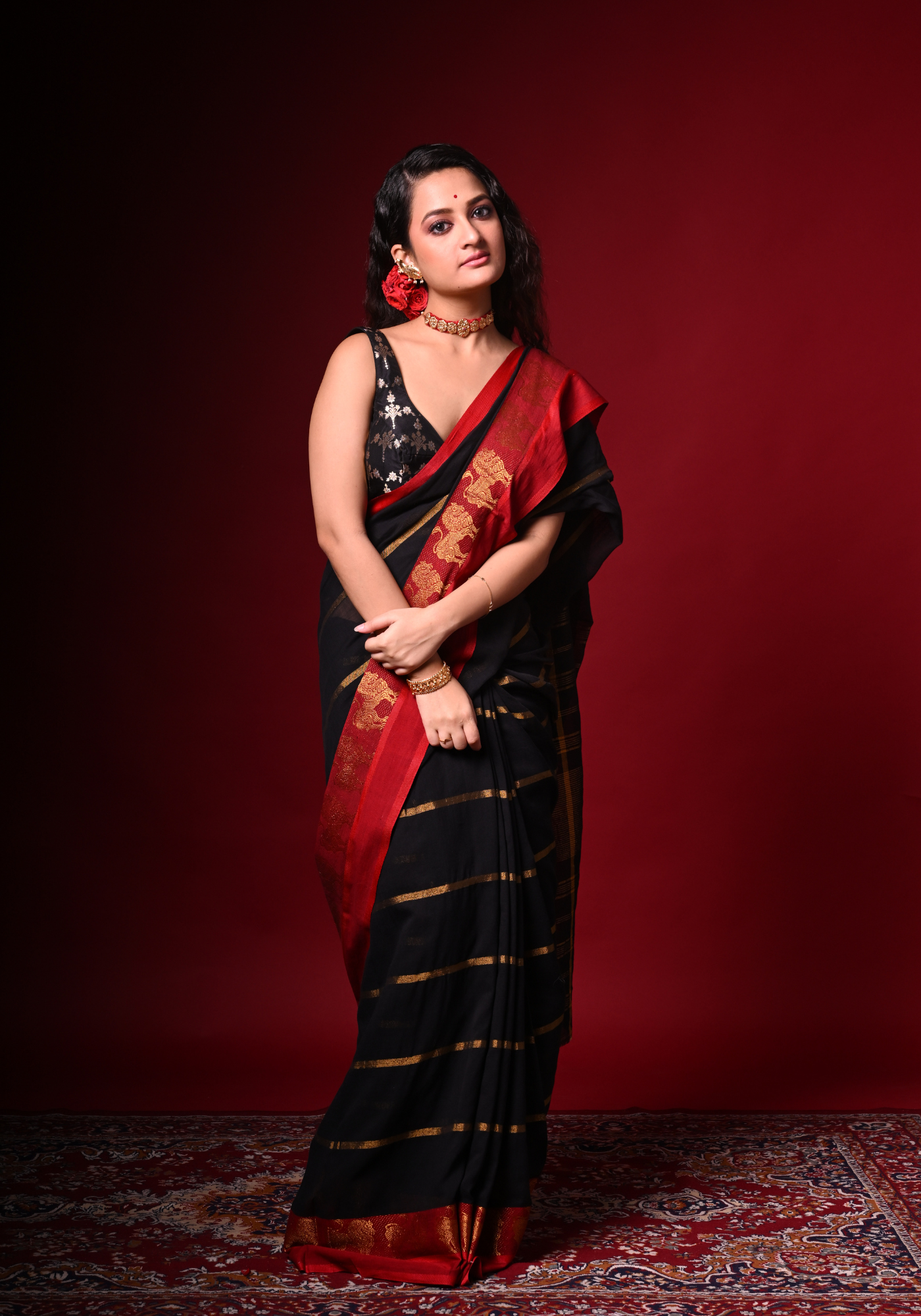 NABAMI SLEEVELESS BROCADE BLOUSE