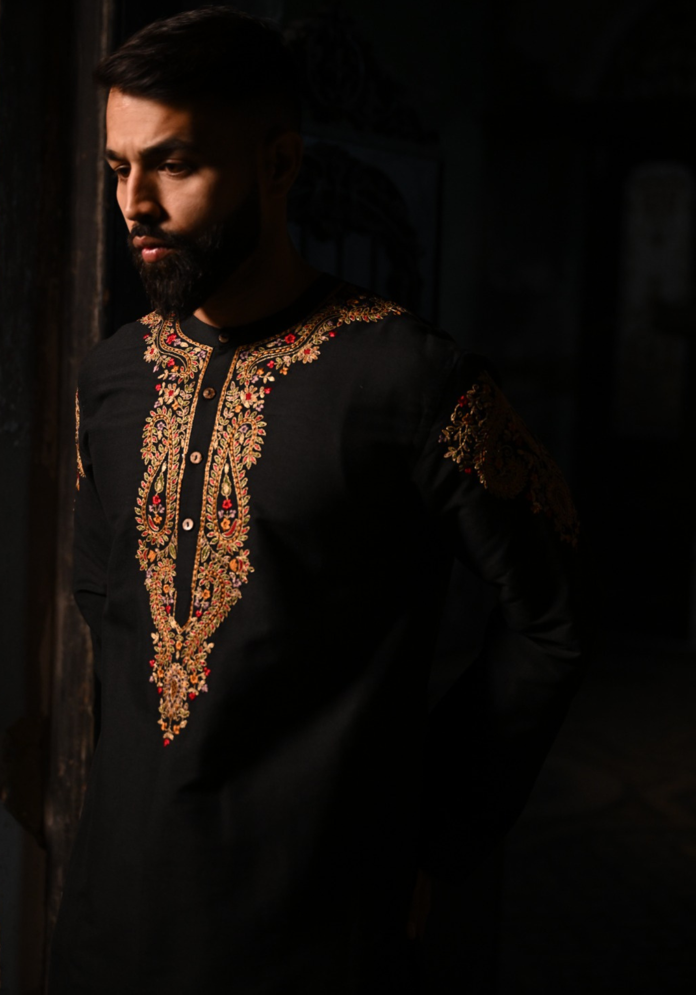 KASHMIRI SHAWL MOTIF BLACK KURTA