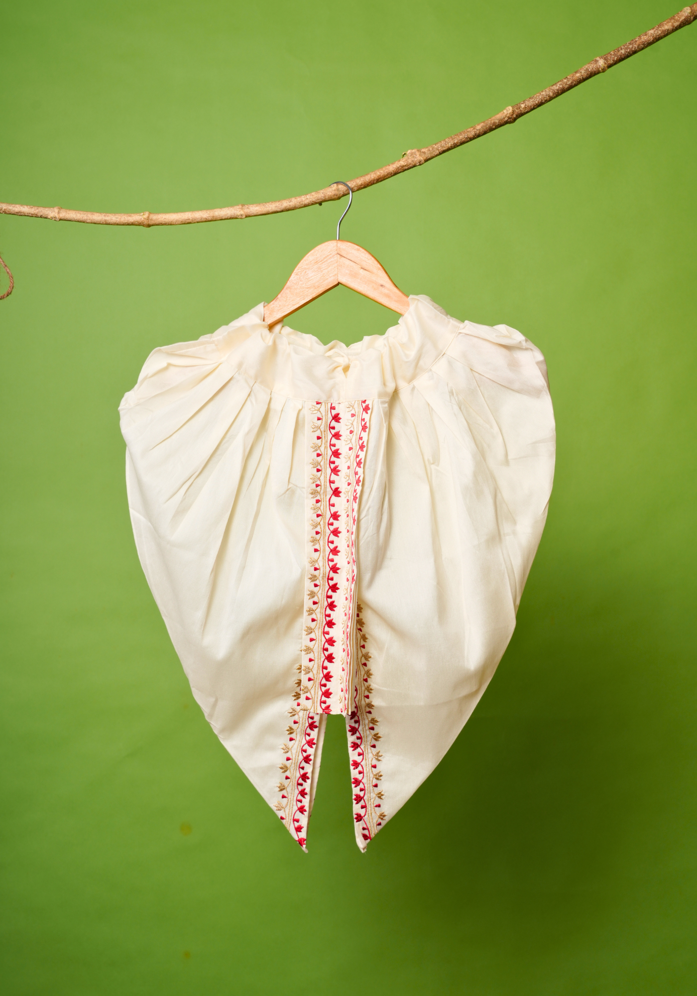 WHITE NOTUN JAMDANI KAJ KURTA DHUTI SET