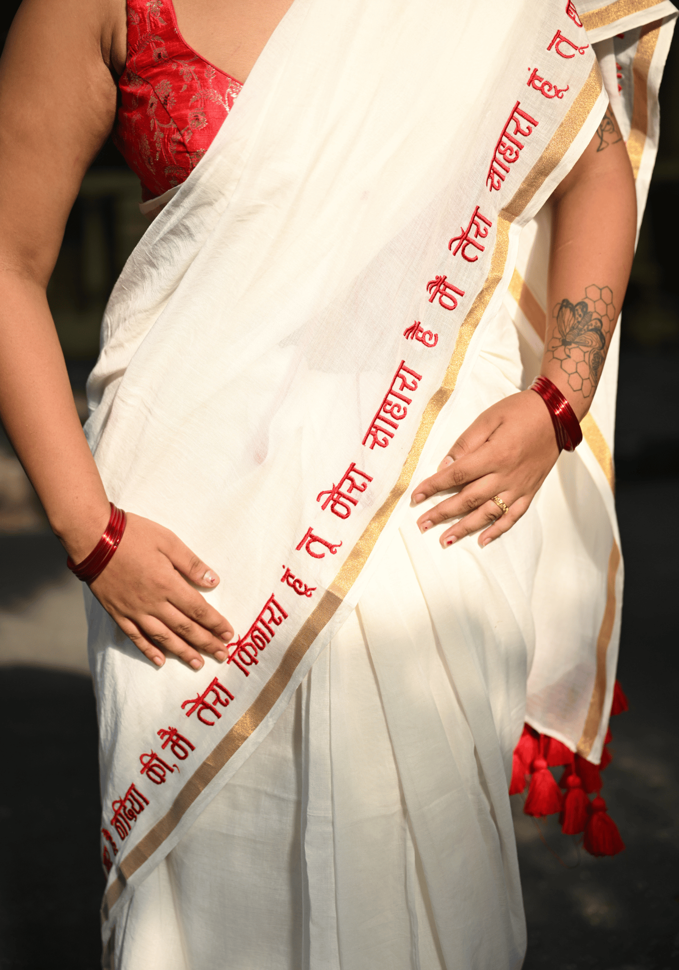 TU DHAAR HAI NADIYA KI SAREE