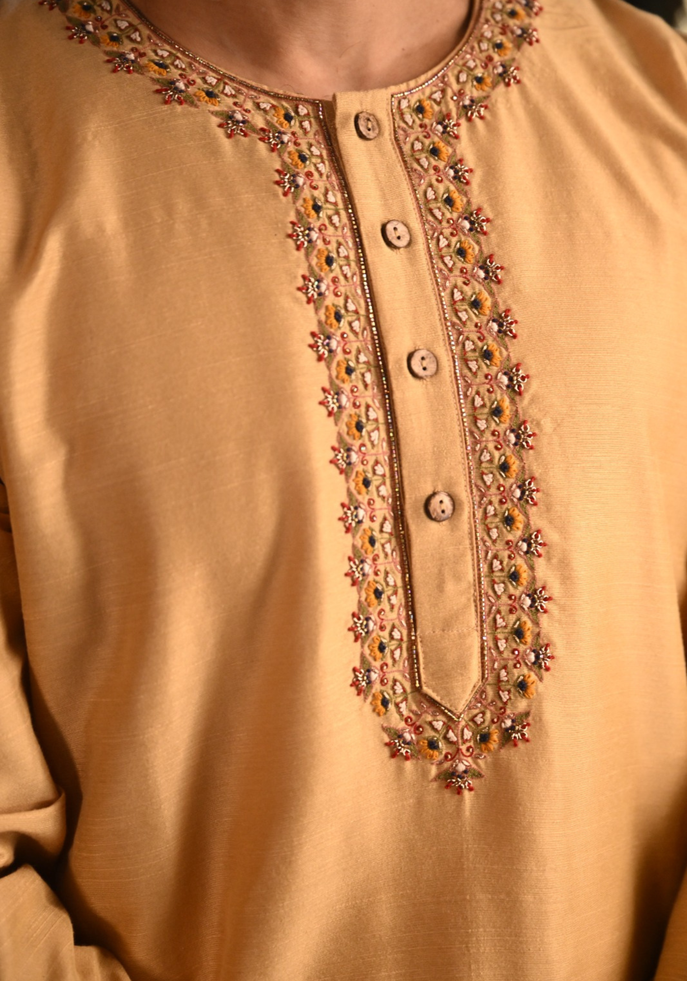 BOUBHAAT CHANDAN KURTA