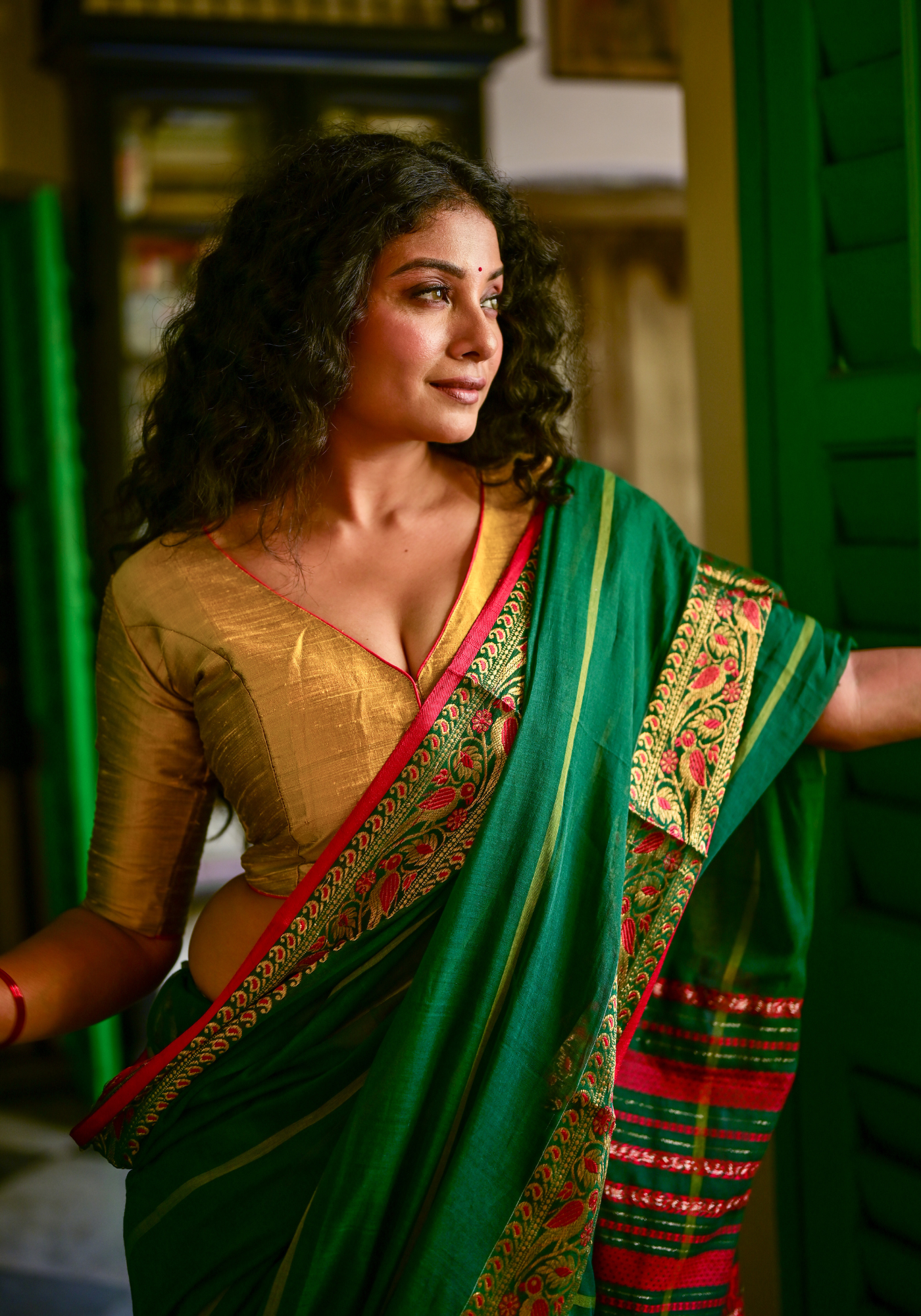 GREEN TIYA PAAR TANT SAREE