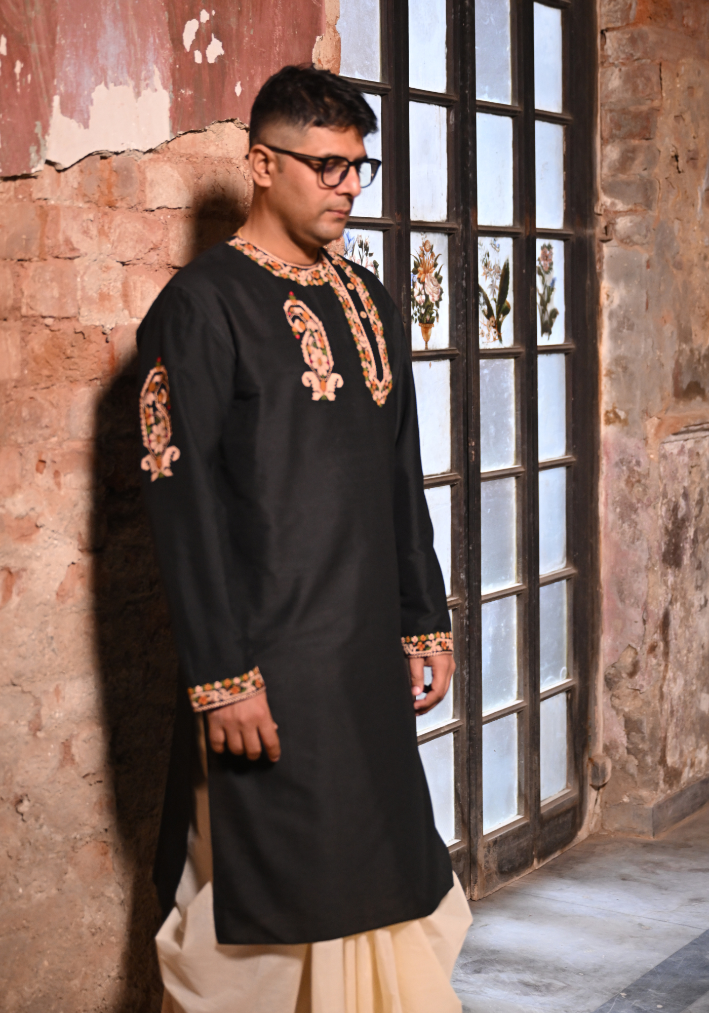 NAHABAT JAMDANI PAISLEY KURTA