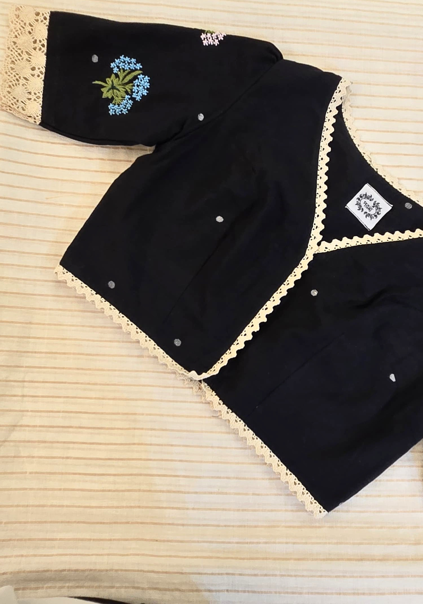 BRIKSHIKA BLACK BLOUSE