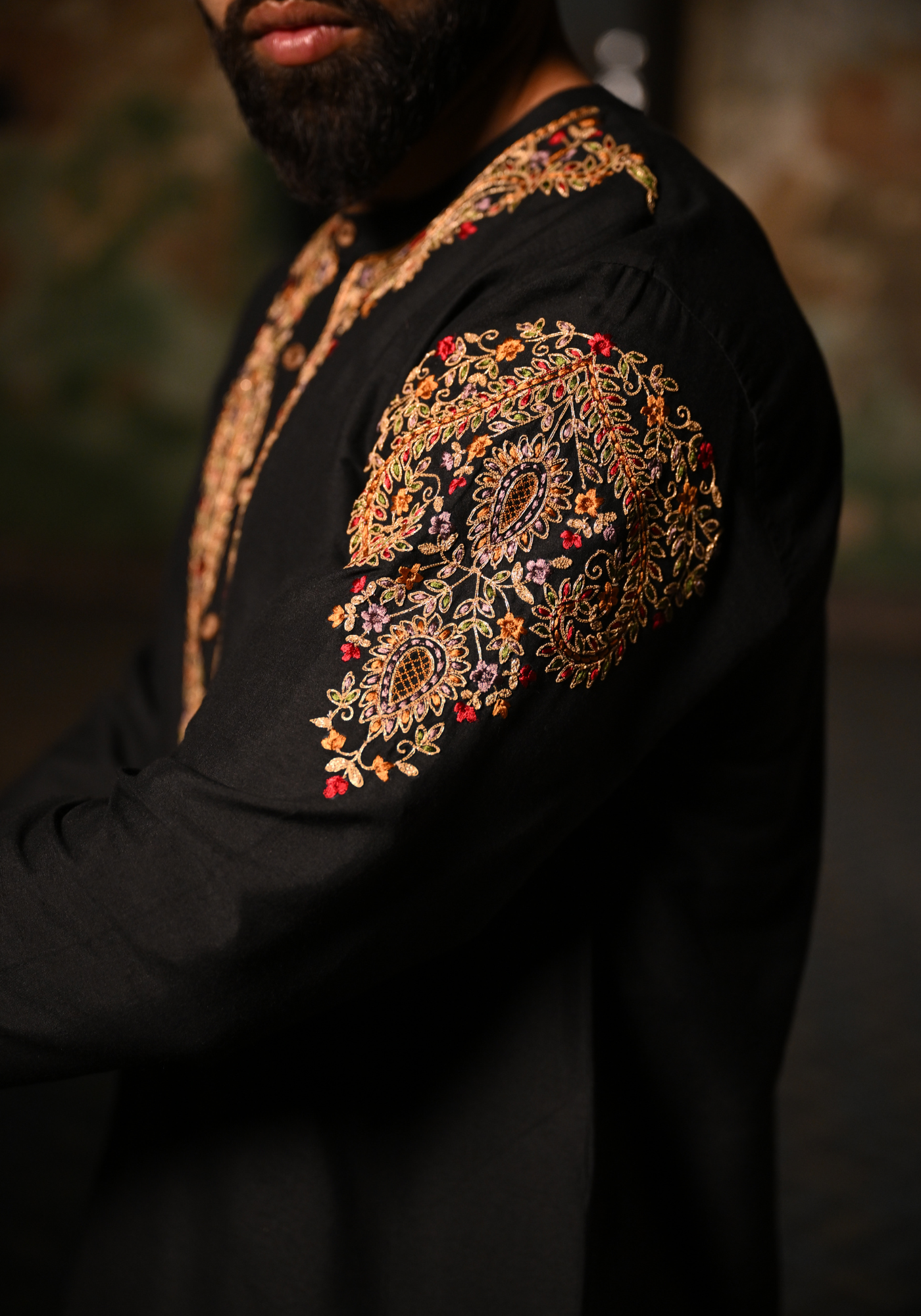 KASHMIRI SHAWL MOTIF BLACK KURTA
