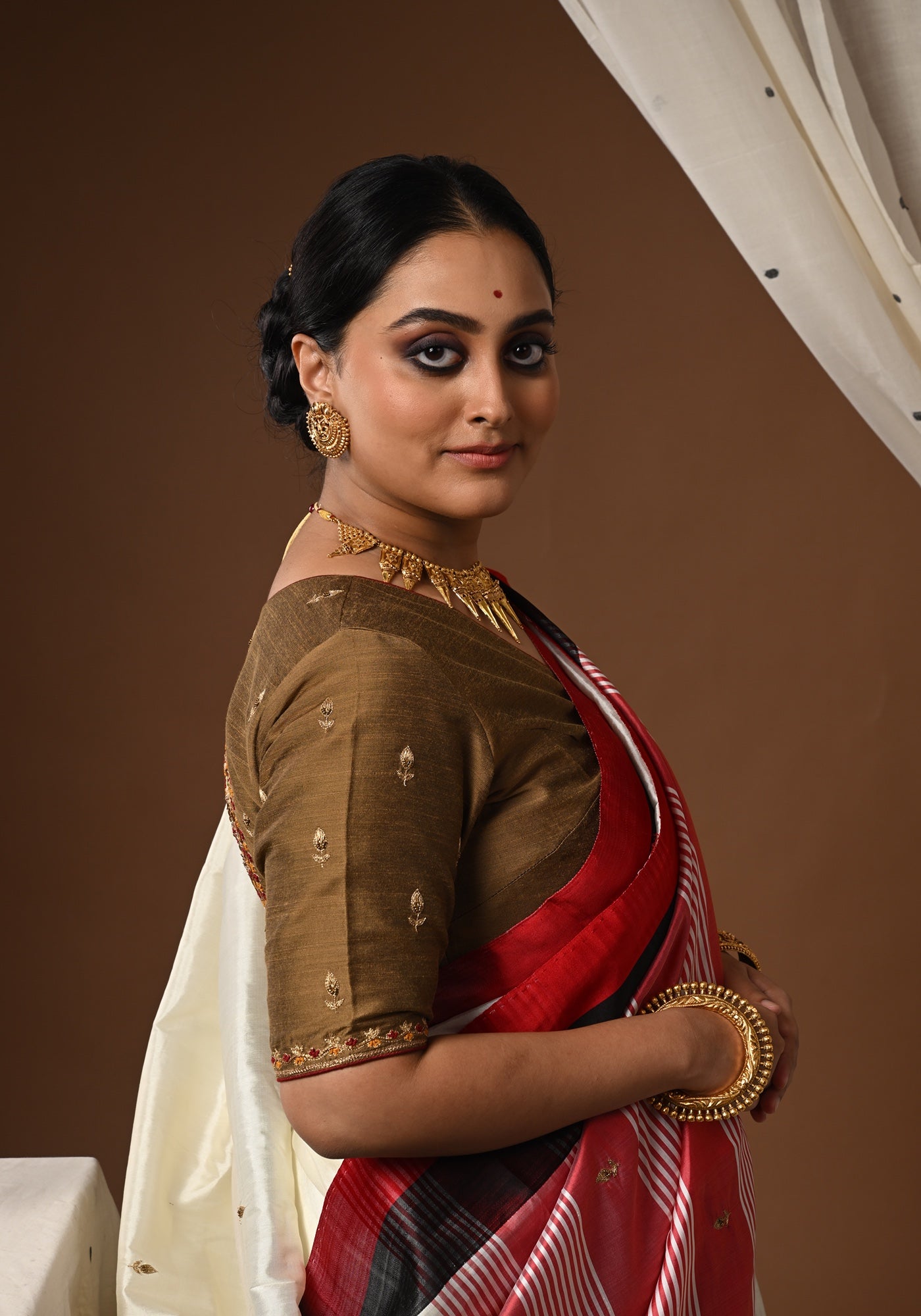 MATTE GOLD BIG BALUCHARI KOLKA BLOUSE