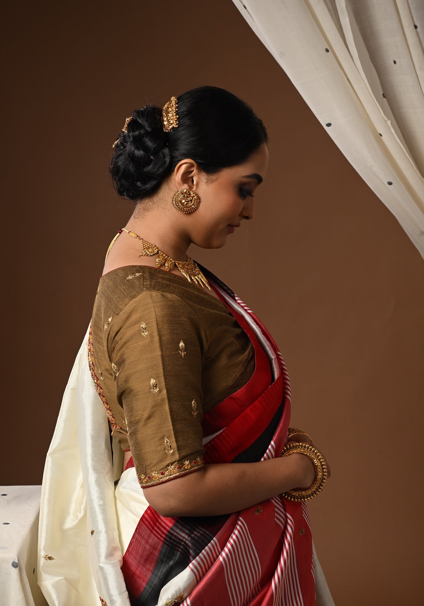 MATTE GOLD BIG BALUCHARI KOLKA BLOUSE