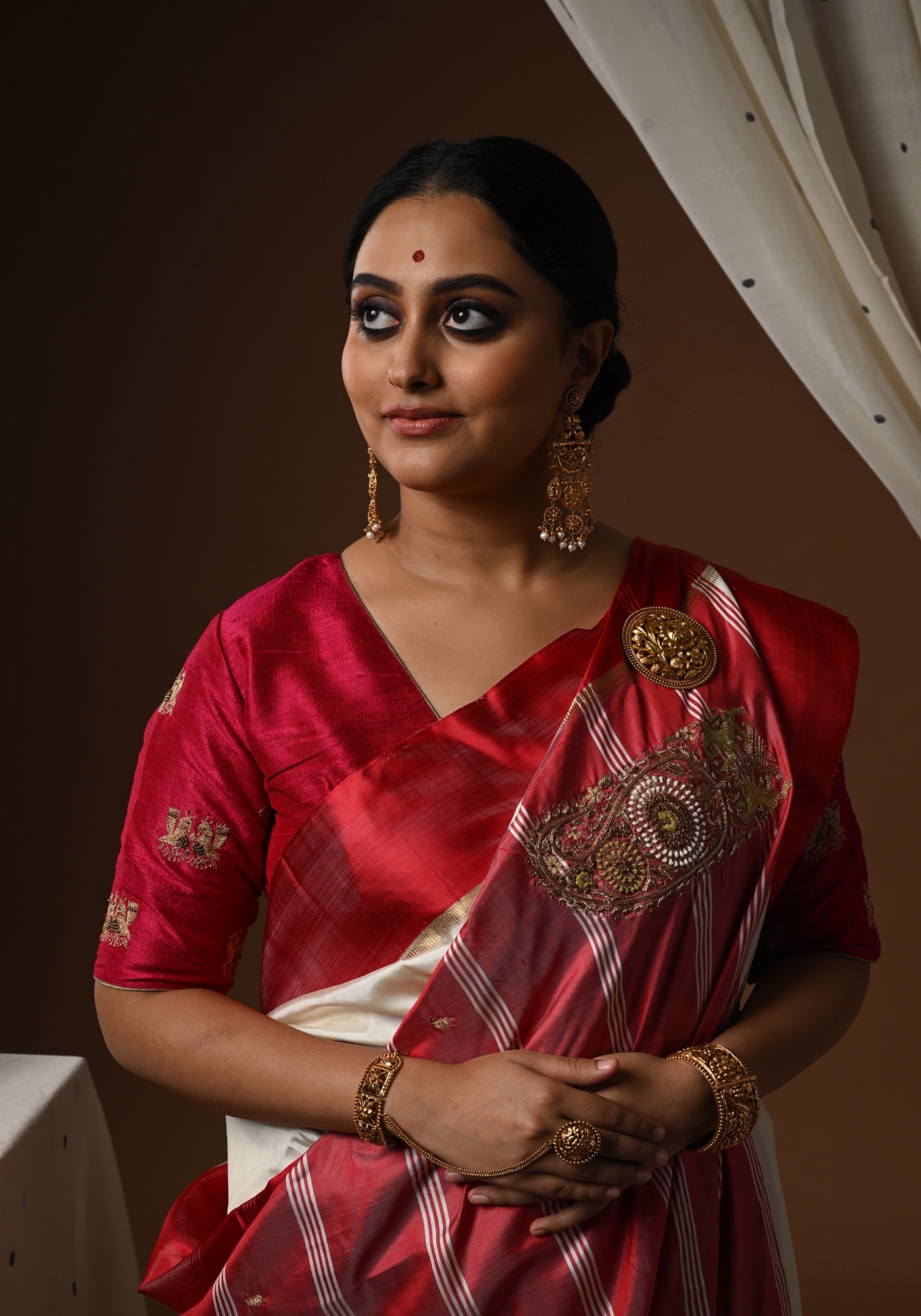 LION PAISLEY LAAL PAAR GOROD SAREE