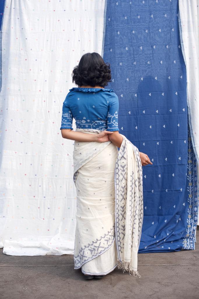 White Saree in Blue Stripes and Checks with Blue Blouse combo – Godhuli